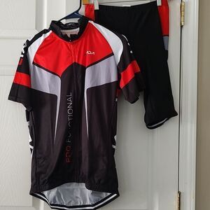 Lixada Pro Cycling Jersey Full Zip Riding Shirt and Shorts Sz EU M (chest 38-40)
